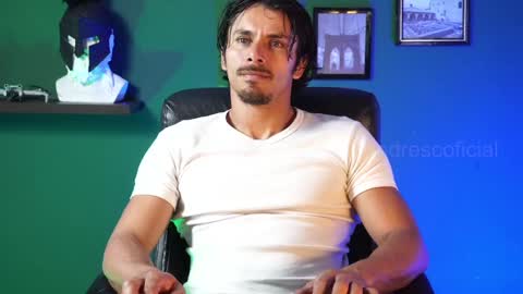 Snapshot of perseoo_88 chatting on February 21, 10:48 pm andres online show from February 21, 10:48 pm