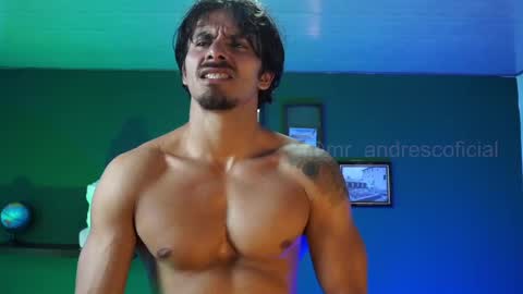Snapshot of perseoo_88 chatting on February 12, 10:48 pm andres online show from February 12, 10:48 pm