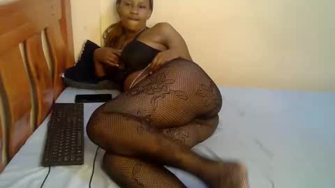 peru_queen online show from December 14, 9:54 pm