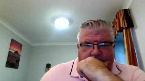 pete112991 online show from June 21, 9:32 pm