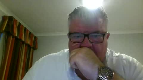pete112991 online show from May 5, 8:58 pm