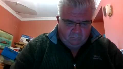 pete112991 online show from May 31, 2:16 pm