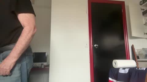 peter4443 online show from April 25, 7:00 pm