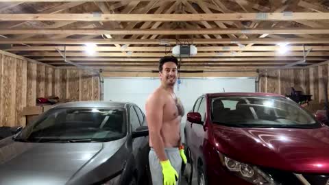 Snapshot of peteypete204 chatting on October 31, 11:54 am peteypete204 online show from October 31, 11:54 am