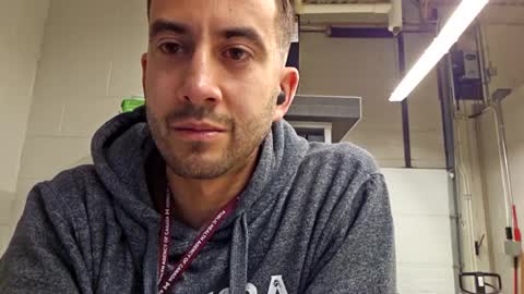 Snapshot of peteypete204 chatting on January 24, 4:28 pm peteypete204 online show from January 24, 4:28 pm