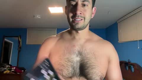 Snapshot of peteypete204 chatting on February 20, 12:04 pm peteypete204 online show from February 20, 12:04 pm