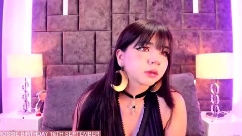 Snapshot of petit_rosseowo chatting on September 11, 7:59 pm Im Rosse but u can call me Rossie or Rosita . online show from September 11, 7:59 pm