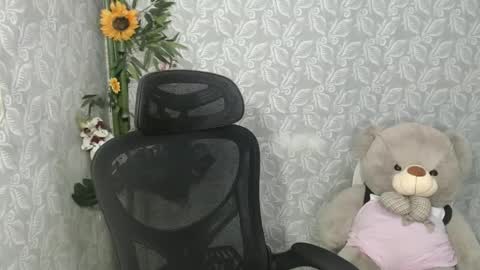 angel online show from February 1, 1:34 am