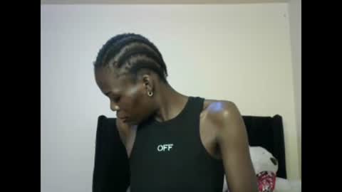 Snapshot of petite_lavi2 chatting on January 31, 11:03 am petite_lavi2 online show from January 31, 11:03 am