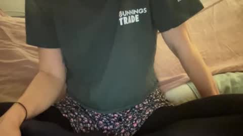 petitegirlypop online show from February 27, 12:34 pm