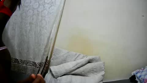 petitetasha online show from October 10, 11:05 am