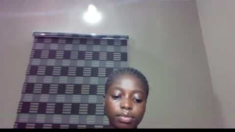 petitexxebony online show from June 11, 2:53 am
