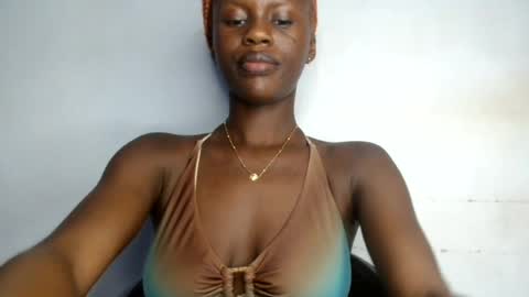petitgirl88 online show from July 27, 10:23 am