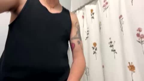 pgramlin09 online show from November 3, 12:11 am