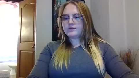 PhatAssBlond online show from February 9, 9:49 pm