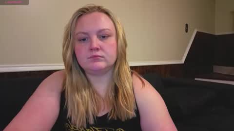 PhatAssBlond online show from March 3, 6:48 pm