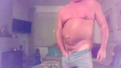 Phil online show from November 6, 10:24 pm