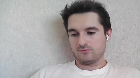 PhilipBorison online show from April 8, 1:47 pm