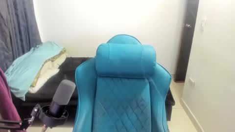 philip_dj online show from April 13, 9:02 am