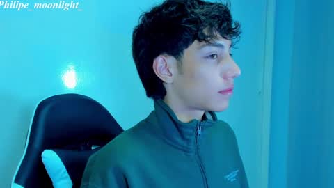 Phil.   INDEPENDENT MODEL online show from February 25, 8:25 am