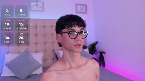 Phillip online show from November 5, 6:04 am