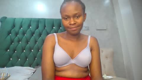 phoebe online show from February 13, 10:57 pm