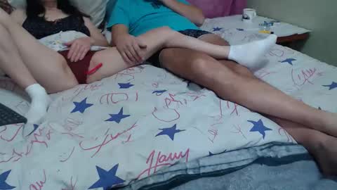 Phoenix and Aurora online show from November 15, 8:43 pm