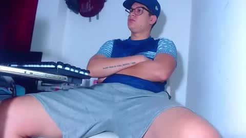 AdnierGnz online show from November 10, 12:30 pm