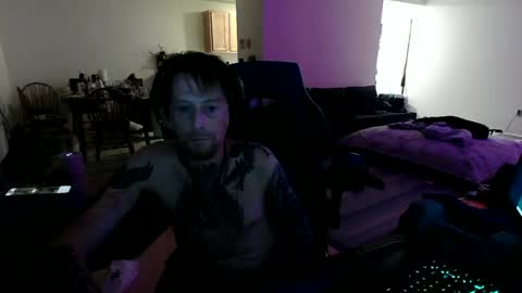 phrostdd online show from June 21, 2:29 am