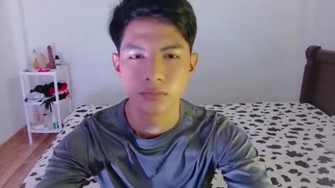 phuwin online show from July 8, 11:02 am