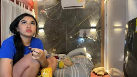 pichon_baby online show from September 17, 8:29 am