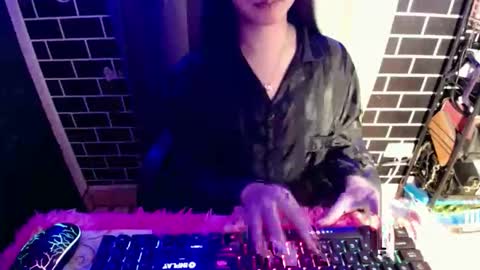 SEVE online show from February 22, 1:36 pm