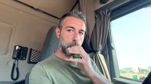 pierotu online show from September 16, 11:45 am