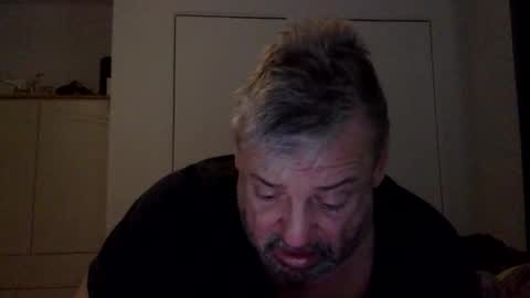 pierreth3 online show from February 1, 11:40 am