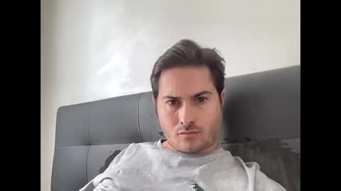 Snapshot of pierrot462900 chatting on September 13, 11:23 am pierrot462900 online show from September 13, 11:23 am