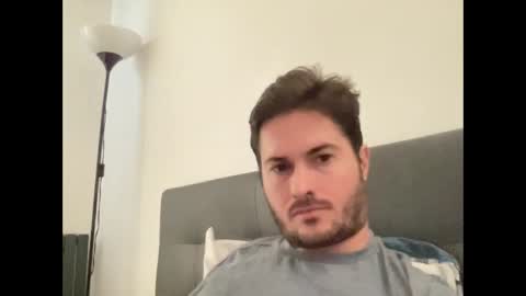 Snapshot of pierrot462900 chatting on March 11, 1:34 pm pierrot462900 online show from March 11, 1:34 pm