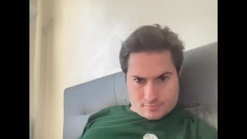 Snapshot of pierrot462900 chatting on October 12, 7:01 am pierrot462900 online show from October 12, 7:01 am