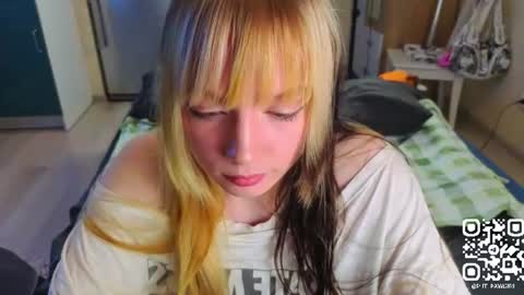 Mia or ur fav booty P online show from June 17, 12:26 am