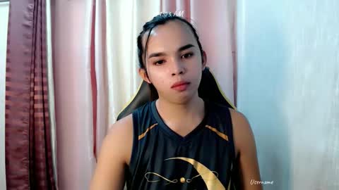 heart online show from June 11, 2:53 am