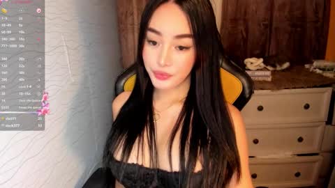 Snapshot of pinaycandice chatting on October 10, 8:24 pm pinaycandice online show from October 10, 8:24 pm