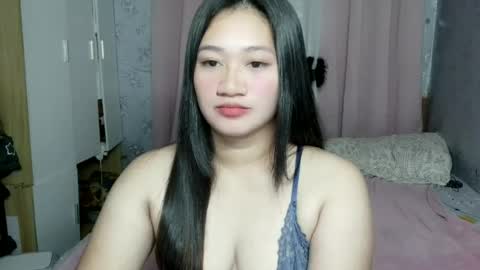 pinaykristine online show from July 25, 6:00 am