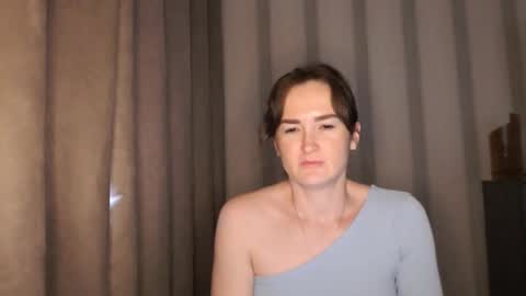       online show from October 21, 6:40 am