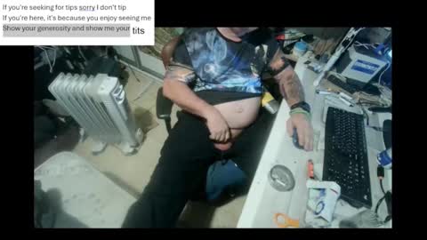 pini_z online show from January 5, 12:10 pm