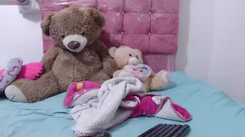 pink_love_25 online show from June 15, 6:49 am