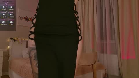Eva online show from October 25, 5:24 pm