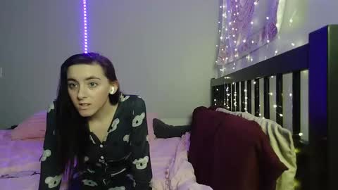 pink_tv online show from November 25, 2:43 am