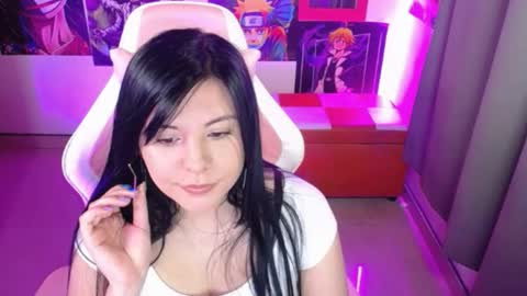 pink_yuii online show from January 11, 1:22 am
