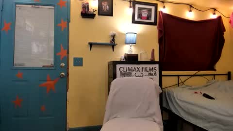 Virginity smiles online show from November 10, 8:28 am