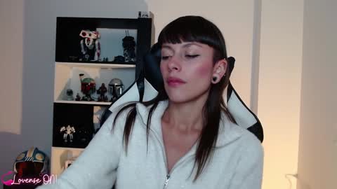 Emily online show from January 31, 12:39 am