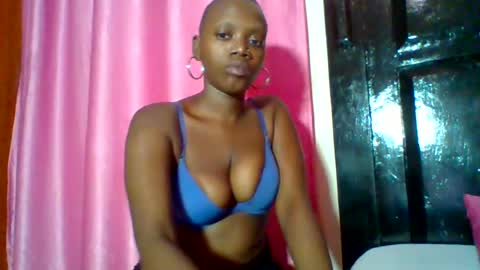 pinkdomina01 online show from July 28, 7:15 pm
